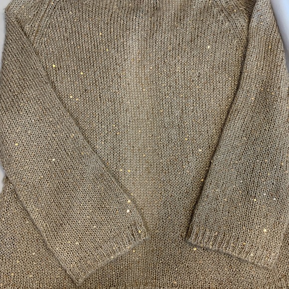 Hand knit cardigan - Picture 2 of 11